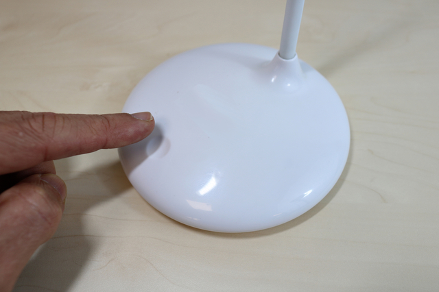 Bureaulamp Unilux Nelly led wit — Foto 2 van 2