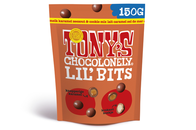 Chocolade Tony&apos;s Chocolonely Lil&apos; Bits melk karamel zeezout & cookie 150 gram afbeelding