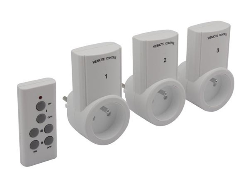 SET STOPCONTACTEN MET AFSTANDSBEDIENING (3 STOPCONTACTEN + AFSTANDSBEDIENING) afbeelding
