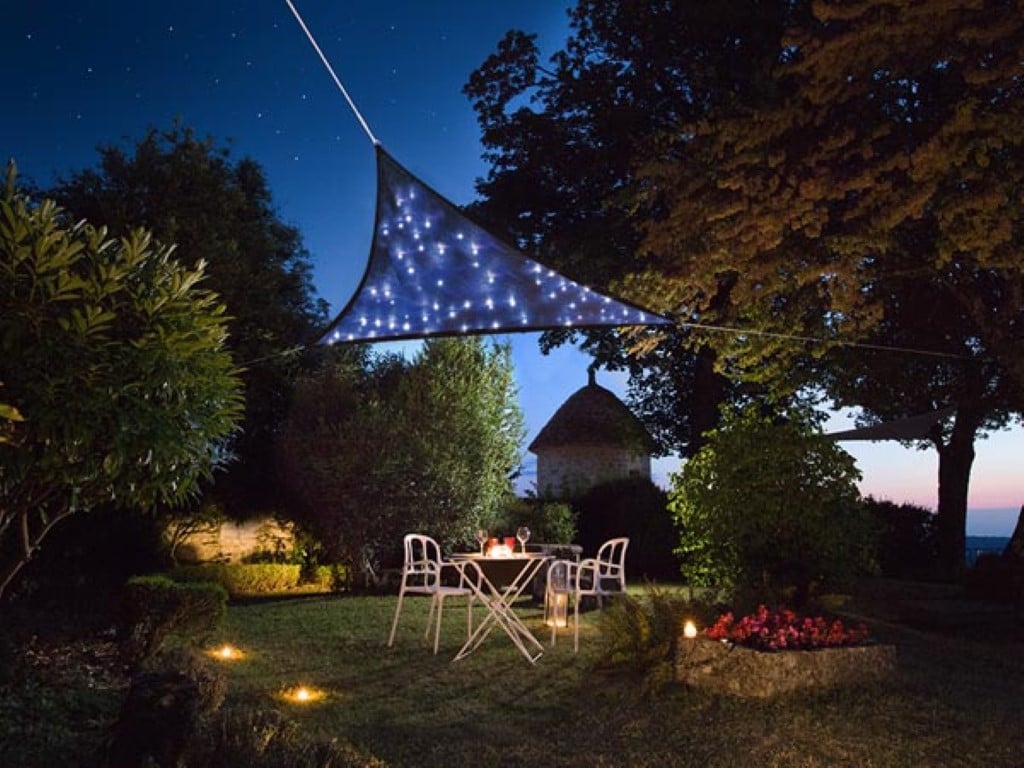 ZONNEZEIL MET LED- STERRENHEMEL - DRIEHOEK - 3.6 x 3.6 x 3.6 m - DONKERBLAUW afbeelding