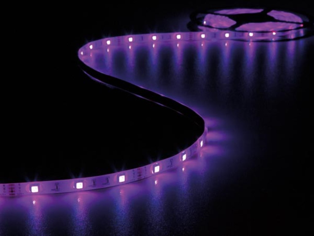 Velleman KIT MET FLEXIBELE LED-STRIP CONTROLLER EN VOEDING RGB 150 LEDs 5 m 12 Vdc