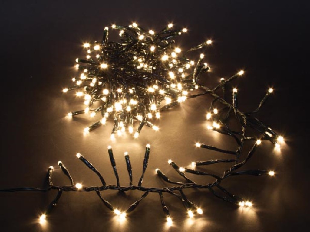 Mini Playlight voetzoeker LED - 2,8 m - 240 warm witte lampjes - groen draad - 24 V afbeelding