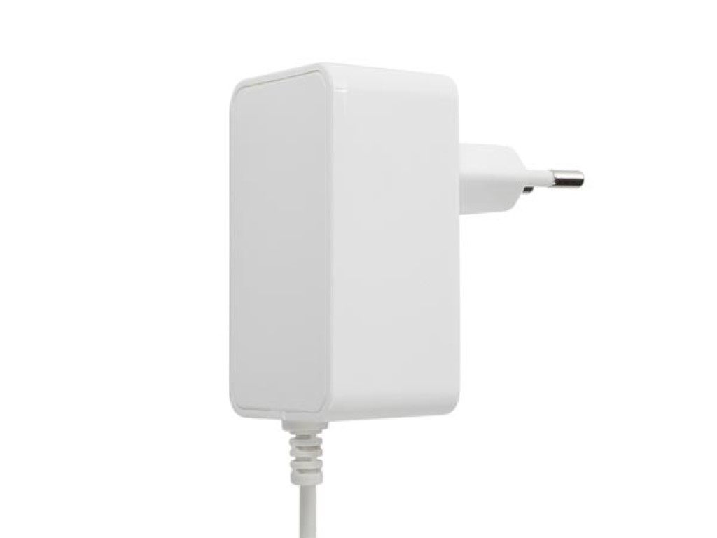 UNIVERSELE VOEDING - 12 VDC - 2 A - 24 W - CONNECTOR (2.1 x 5.5 mm) - WIT afbeelding