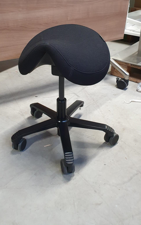 Re-Use Zadelkruk jumper Office mid25-t zwart / flex fl05 zwart, zachte wielen