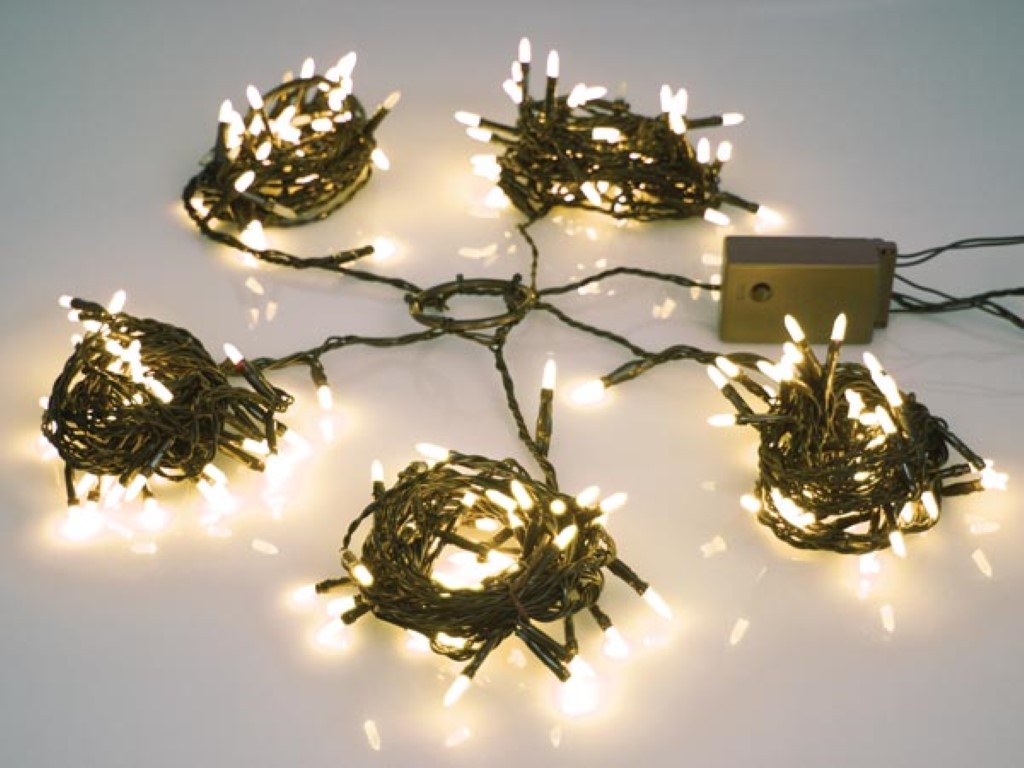Speed Light LED - 220 leds - warmwit - groene kabel - modulator - 24 V (voor bomen tot 180 cm) afbeelding