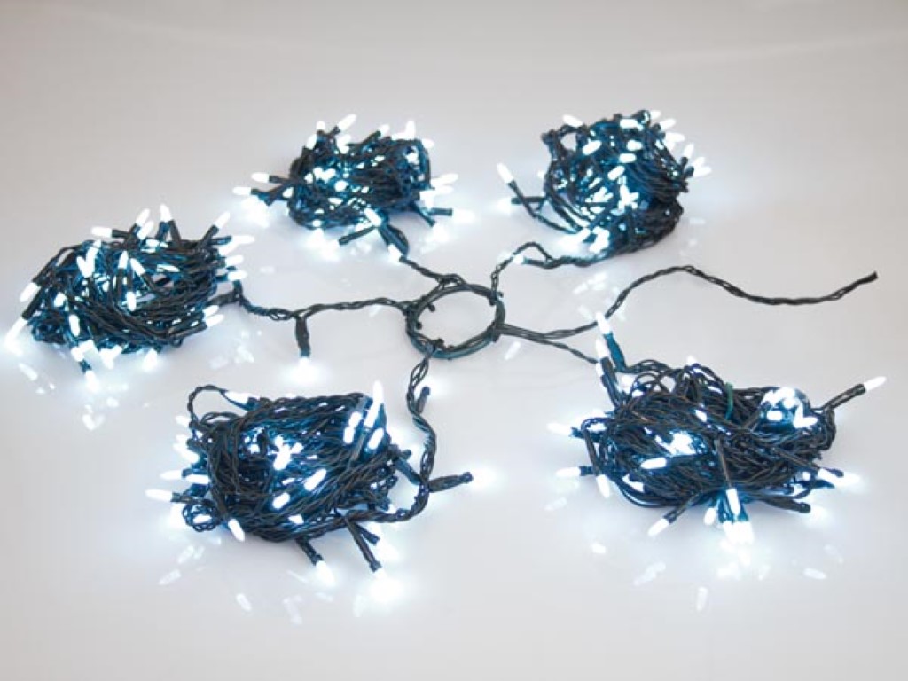 Speed Light LED - 330 leds - wit - groene kabel - modulator - 24 V (voor bomen tot 240 cm) afbeelding